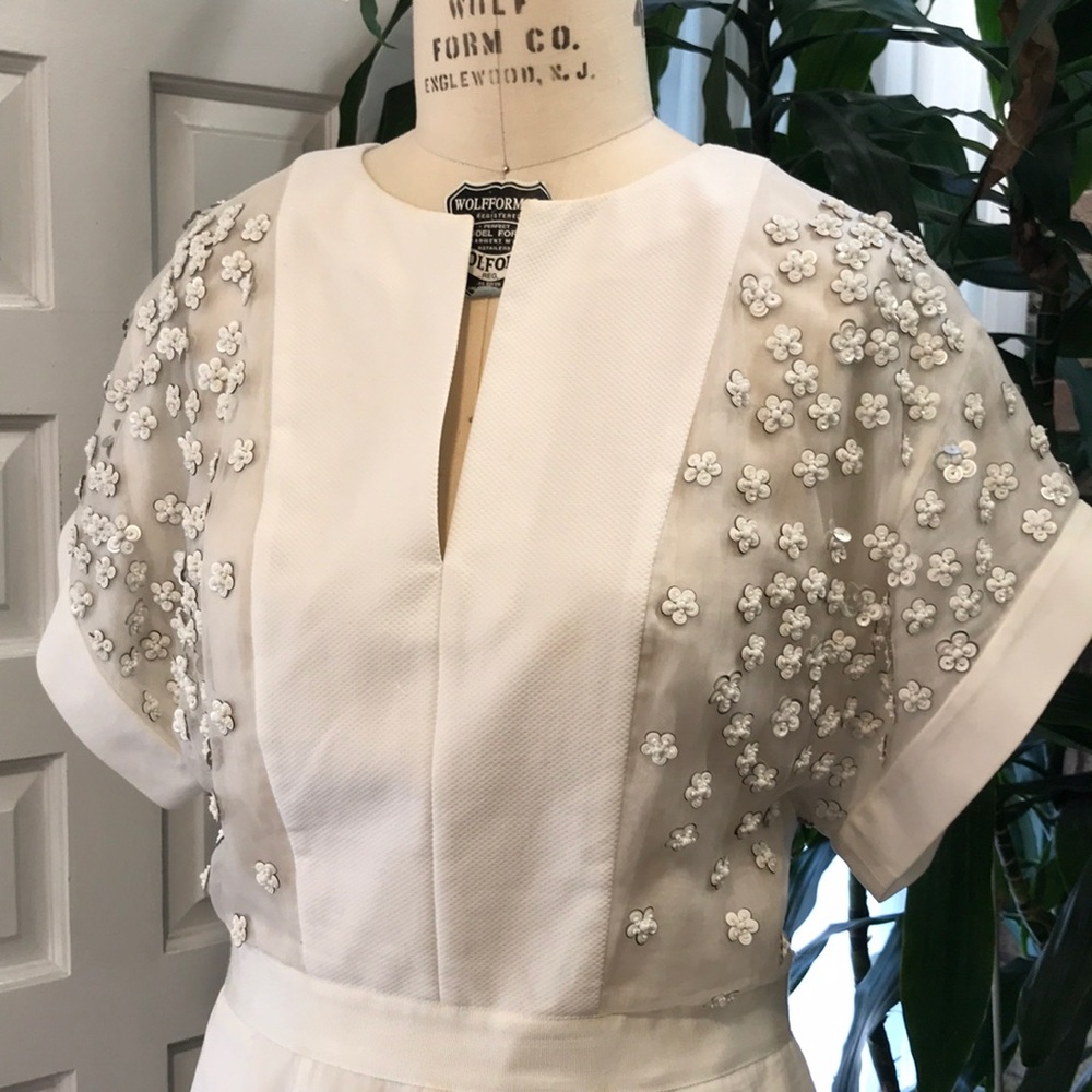 J. Crew. Collection. White. Size 6